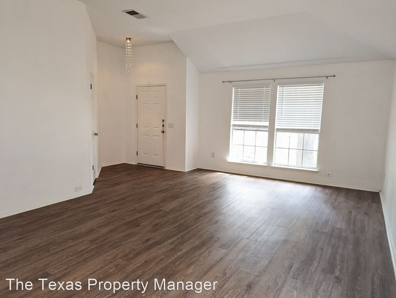 8513 Bobcat Dr - Photo 2 of 25