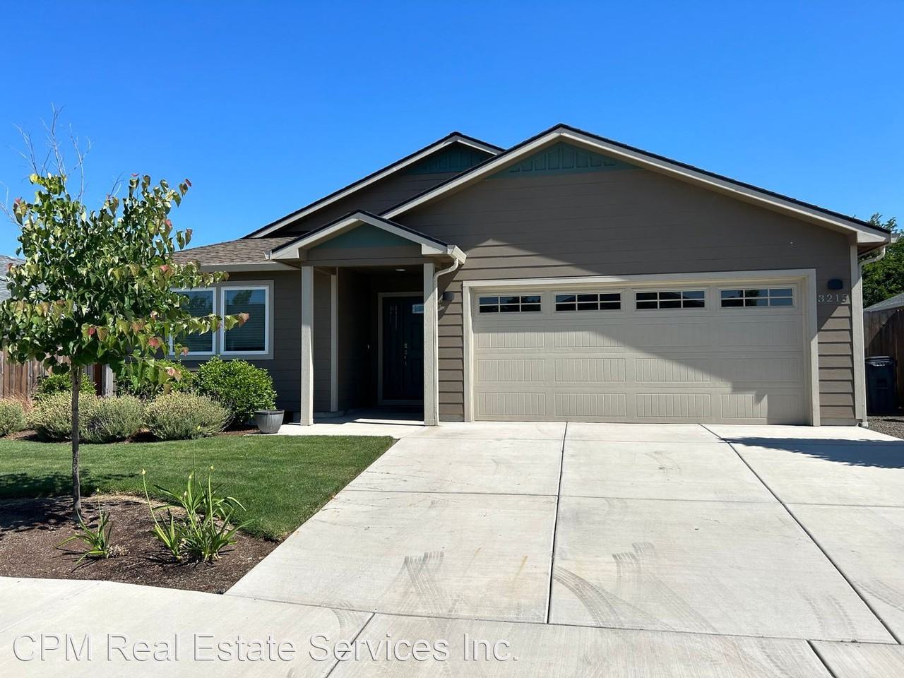 3215 Ramie Ln - Photo 2 of 24