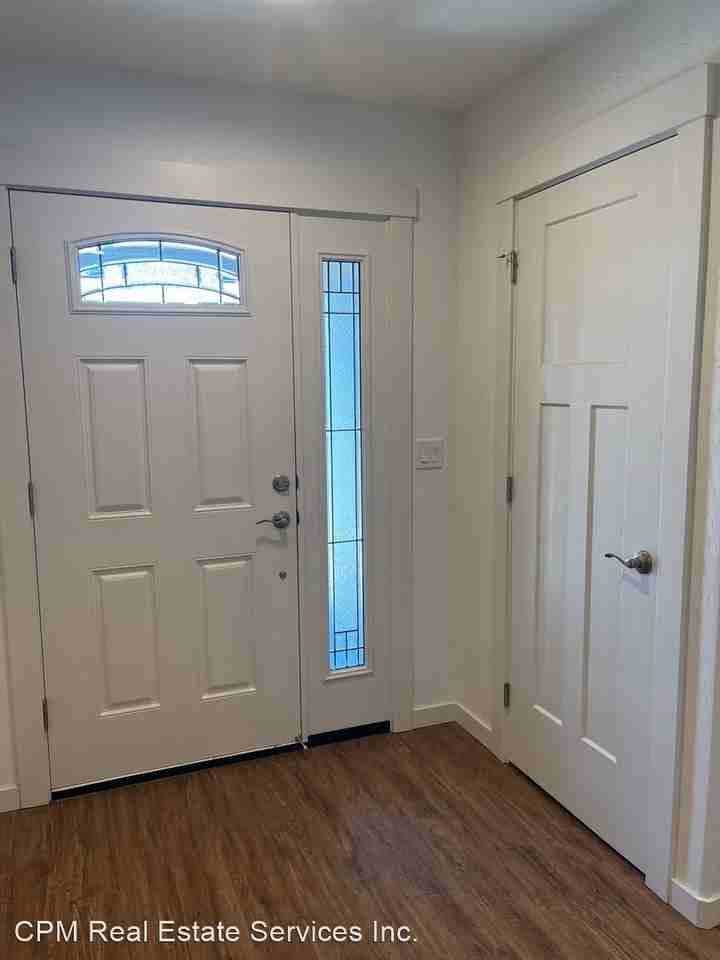 3215 Ramie Ln - Photo 3 of 24