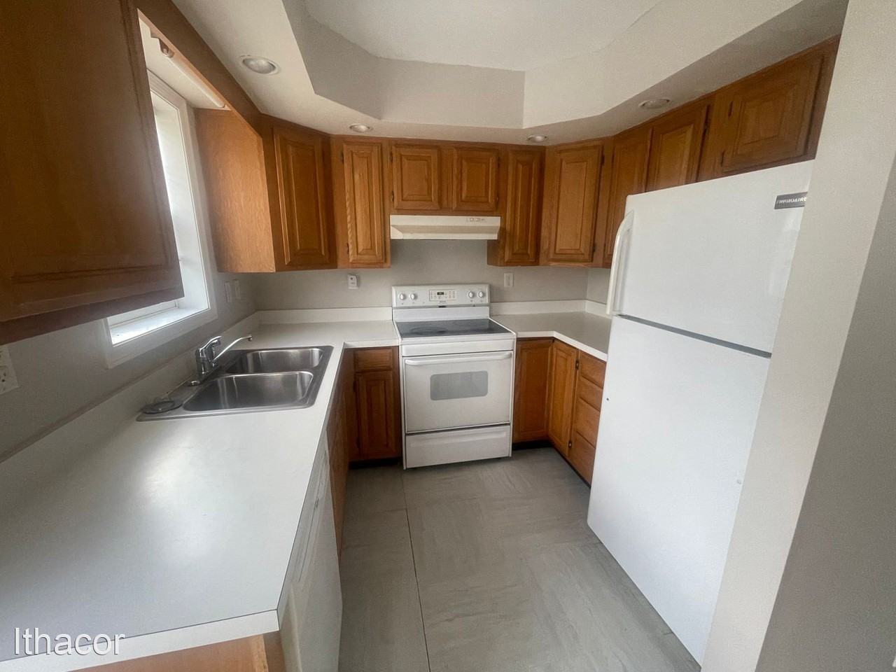 707 Ridge Rd - Photo 2 of 11