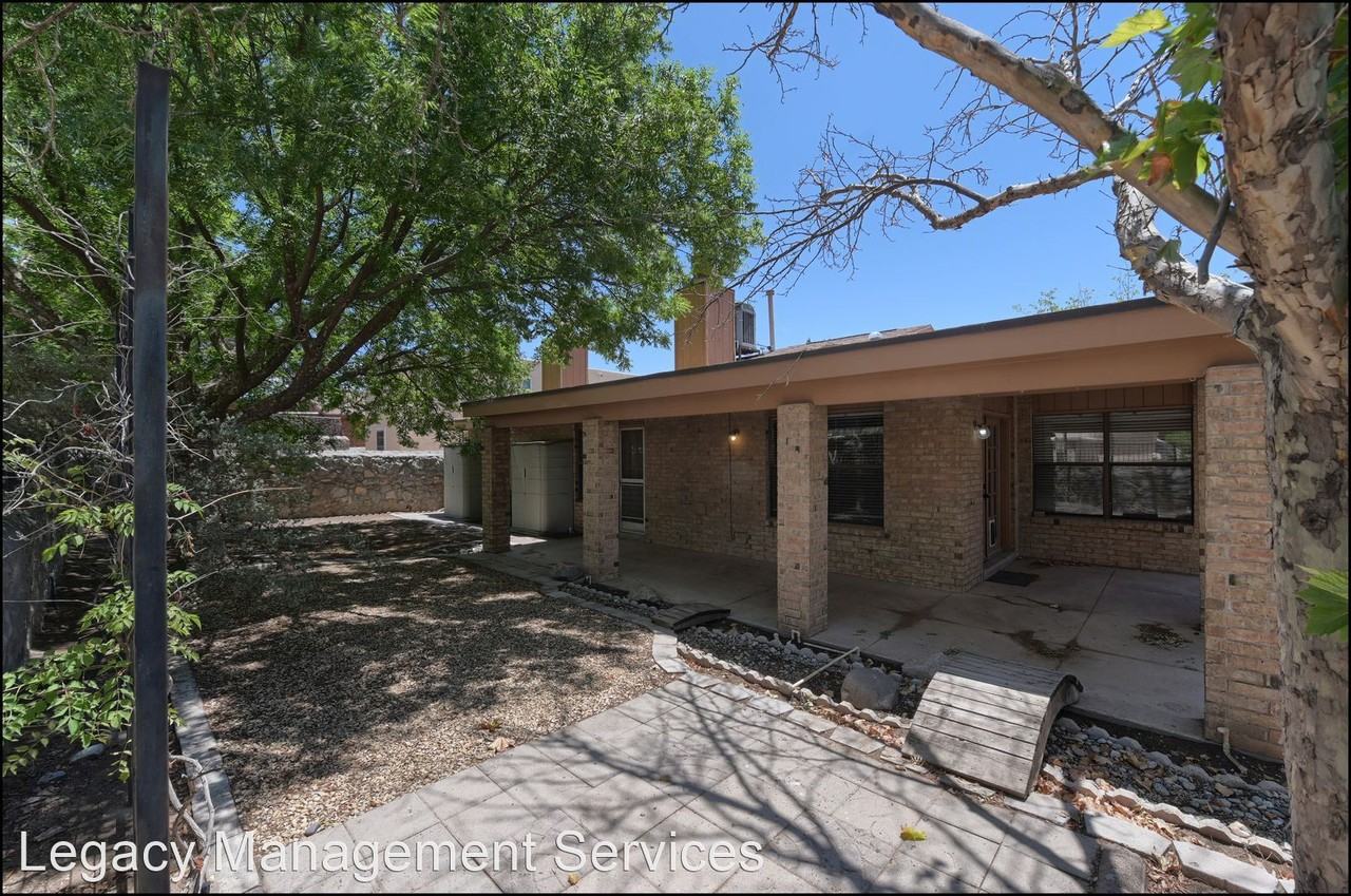 7124 Villa Hermosa Dr - Photo 3 of 48