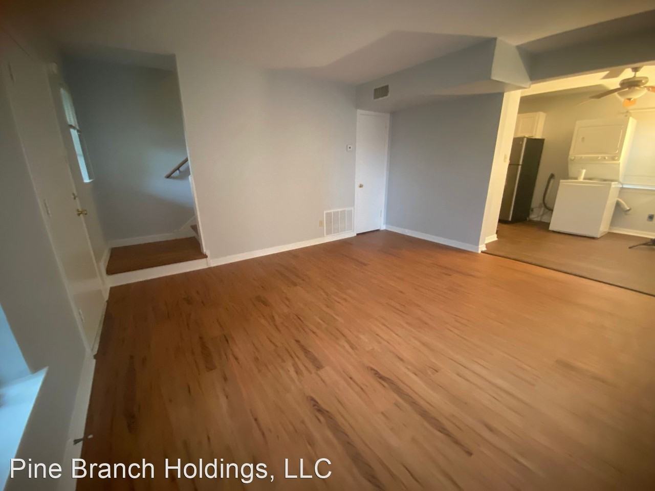 149 Hubbard Dr - Photo 3 of 8