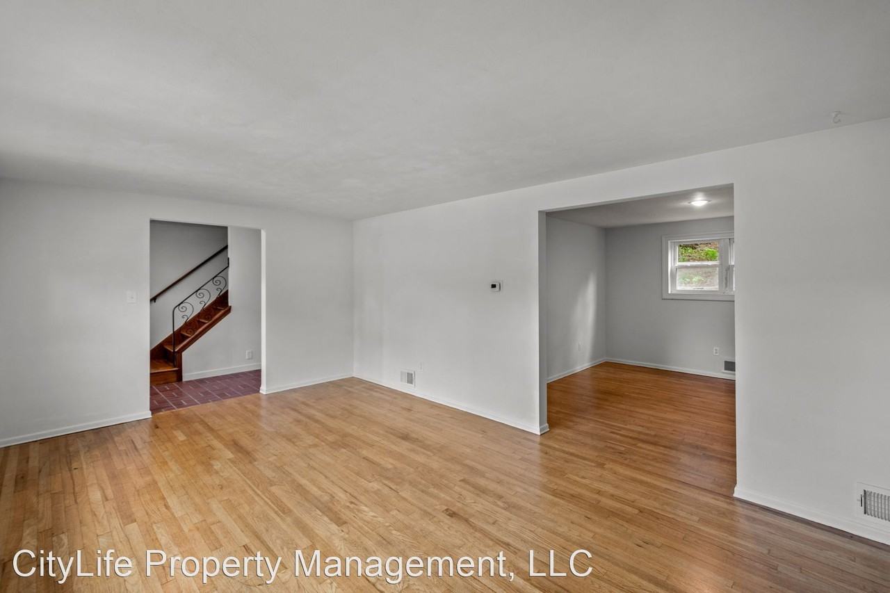 173 Greenview Dr - Photo 3 of 22