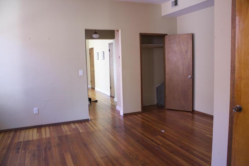 3220A Cherokee St - Photo 4 of 5