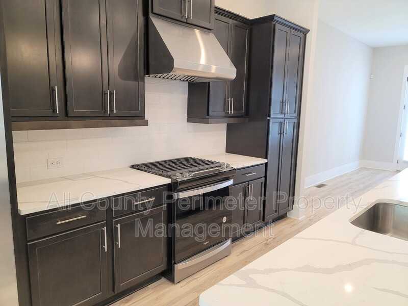 2475 Sycamore Rd Nw - Photo 3 of 15