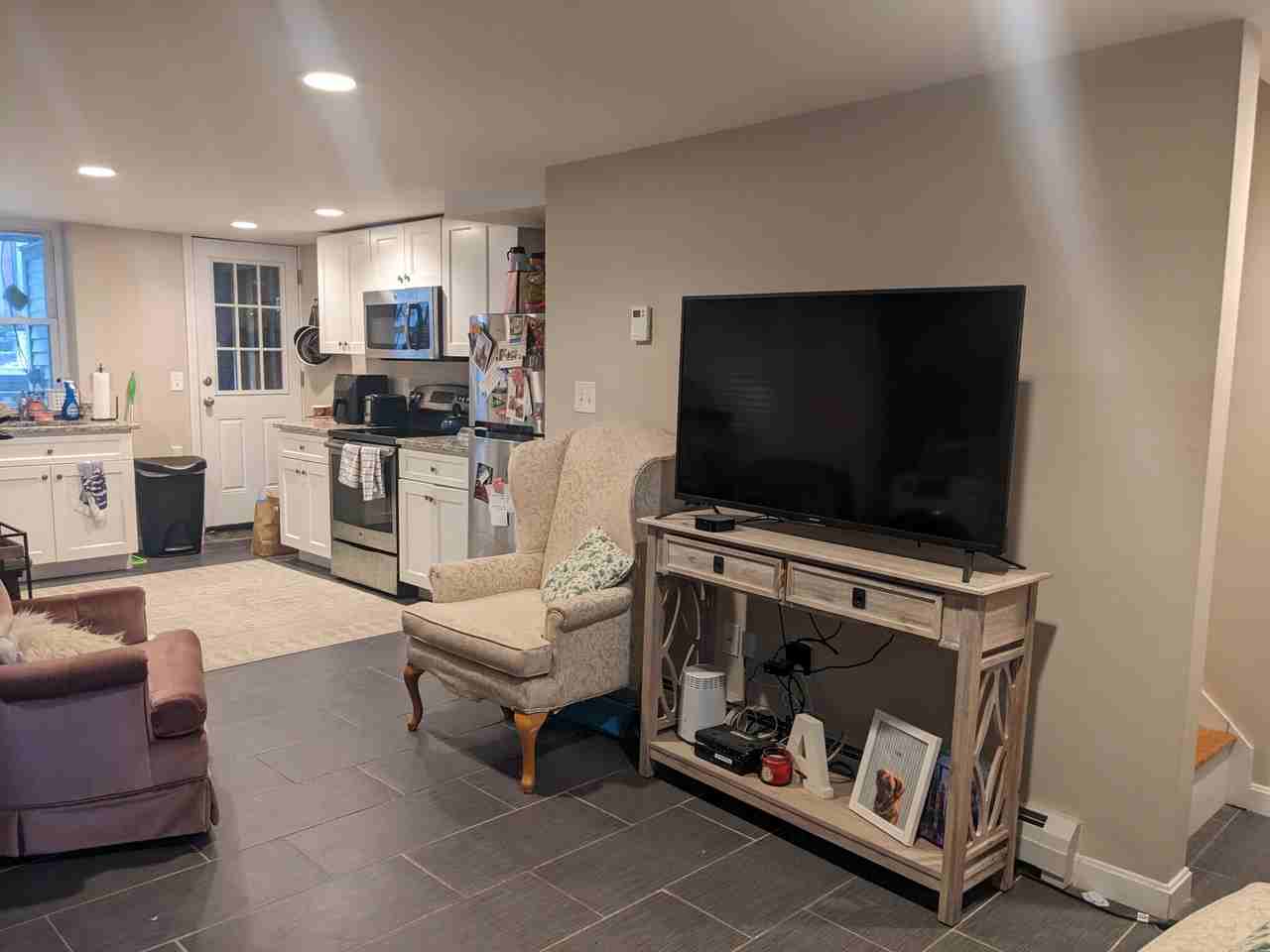 771 E 6th St #1 - Photo 4 of 14