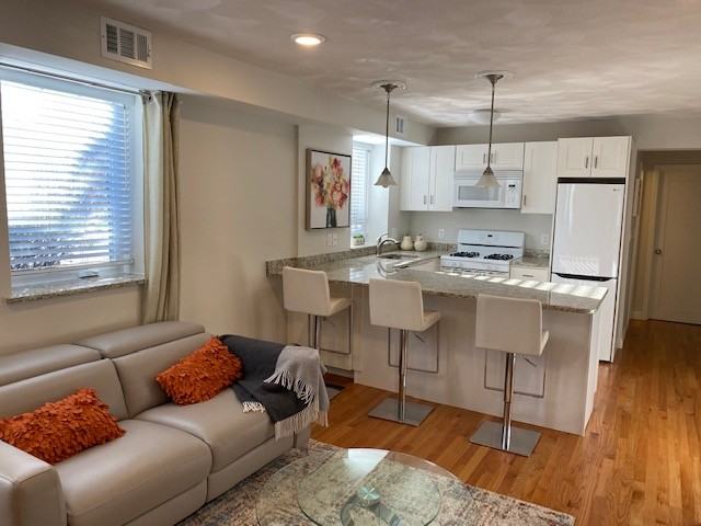 209 Commonwealth Ave #1 - Photo 2 of 13