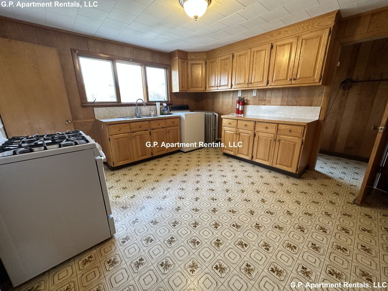 53 Winthrop St #2 - Photo 2 of 12