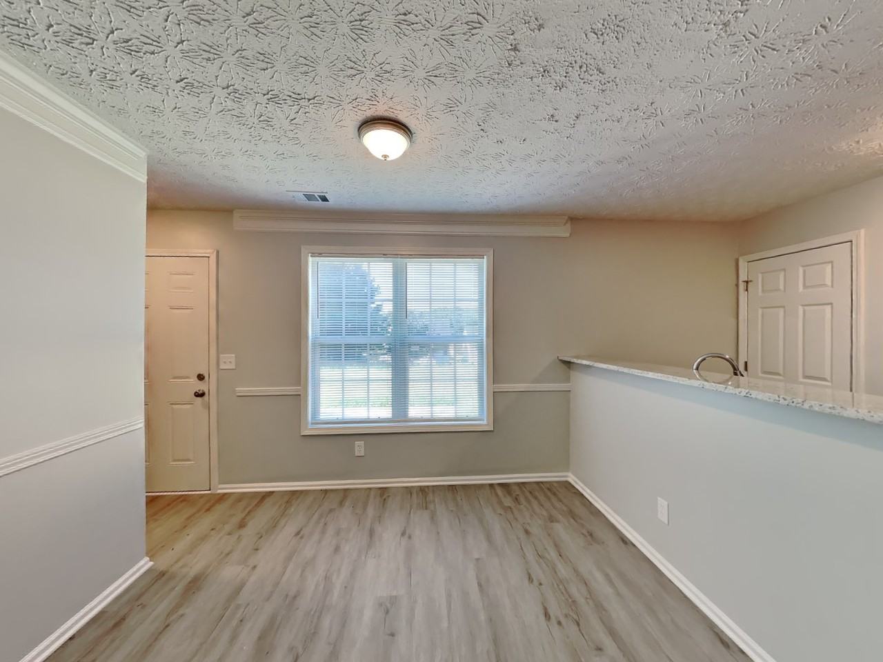 3868 Leyland Dr - Photo 2 of 18