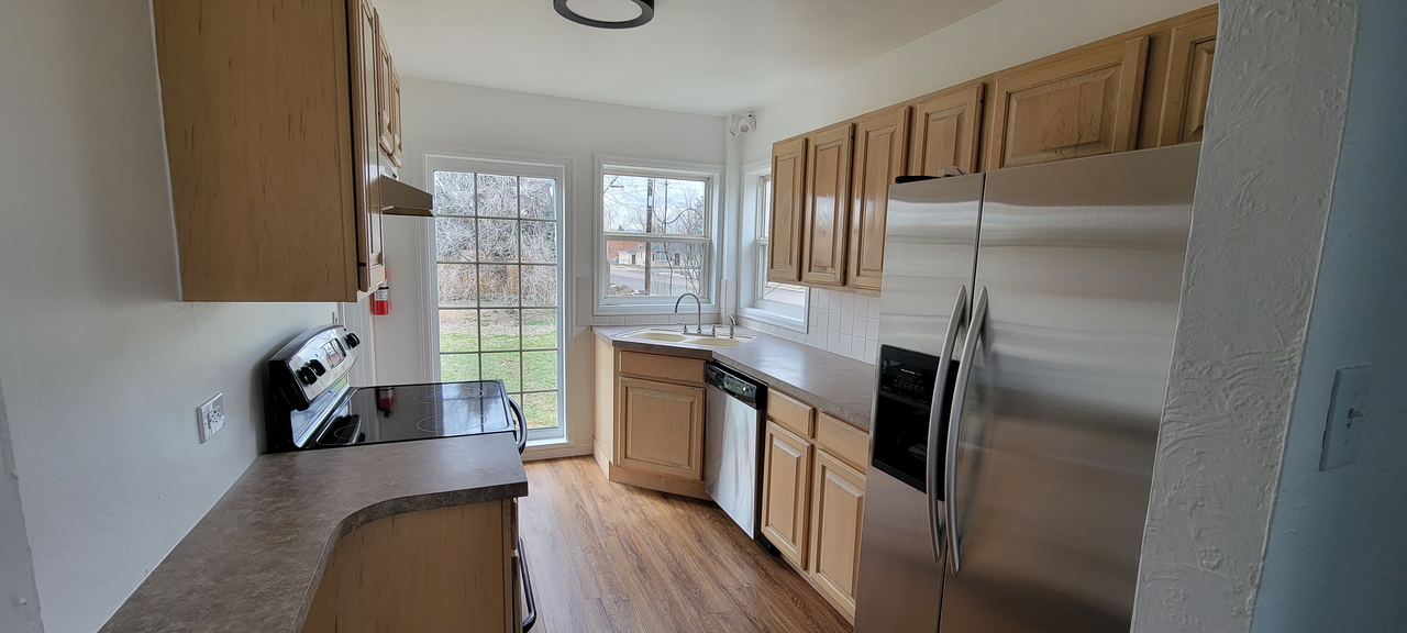 4701 S Pearl St - Photo 6 of 35