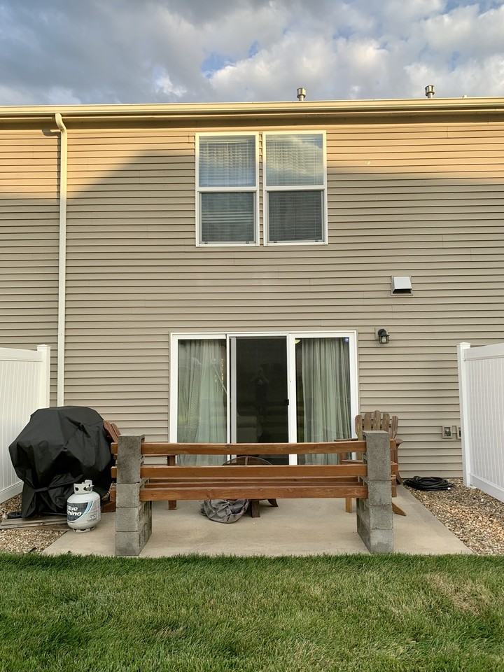 5444 N Fairmount Ave - Photo 2 of 20