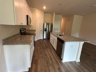 505 Masters Way - Photo 3 of 16