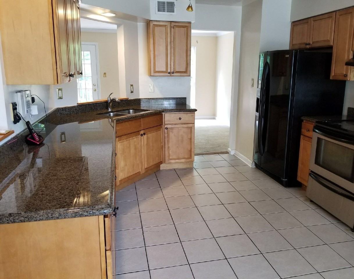 3634 Marcey Creek Rd - Photo 5 of 10