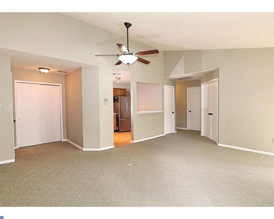 308 Trinity Court #10 - Photo 5 of 17