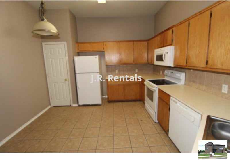 304 Jeff Gordon Dr #A - Photo 5 of 24