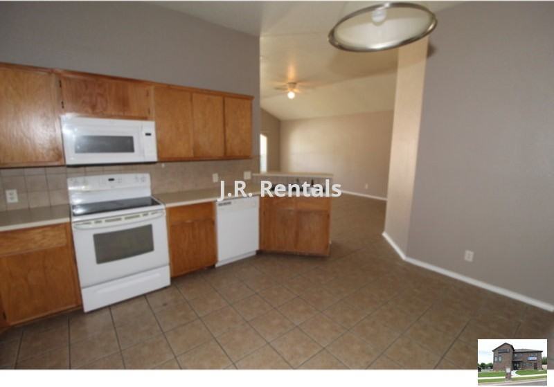304 Jeff Gordon Dr #A - Photo 7 of 24