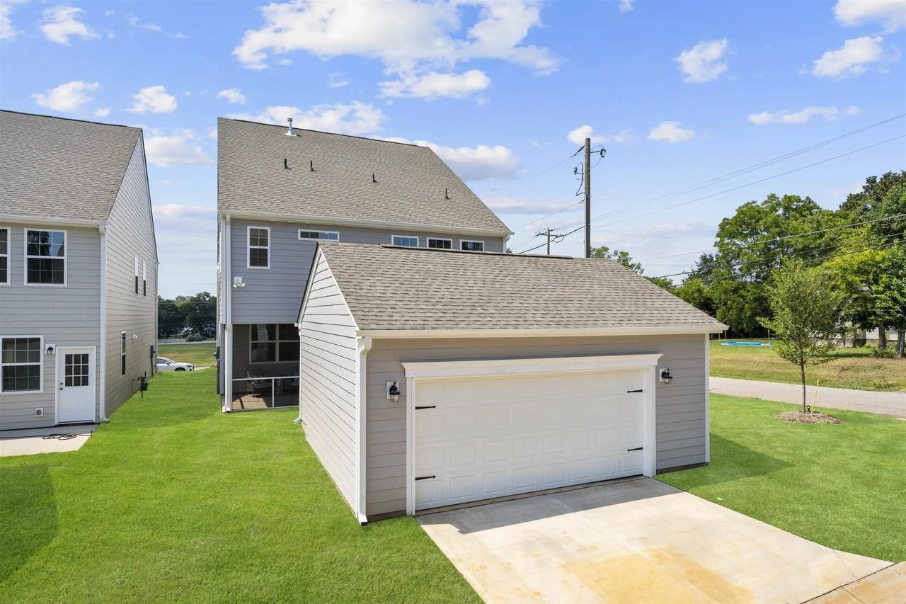 305 Pine Street #NA - Photo 3 of 19