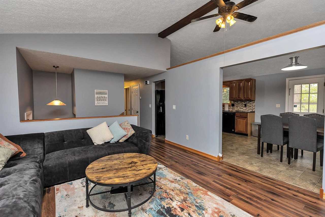 19 Hoyt St #NA - Photo 2 of 9