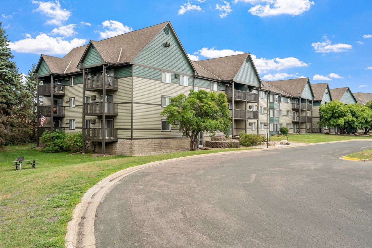 White Bear Woods - Photo 4 of 50