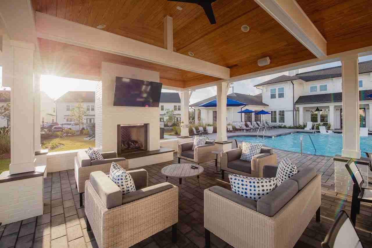 Hawthorne at the Pointe - Photo 4 of 37