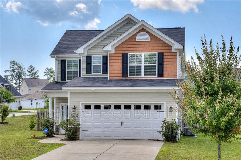 3028 Ashley Loop - Photo 3 of 37