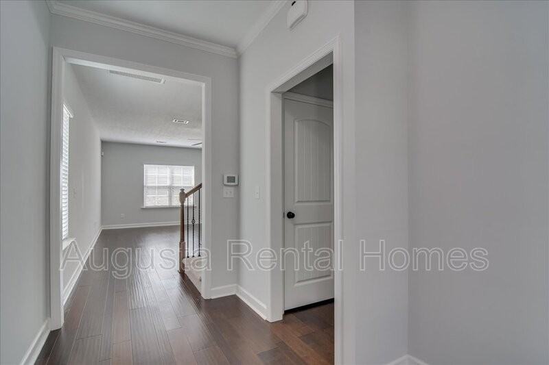 3028 Ashley Loop - Photo 6 of 37