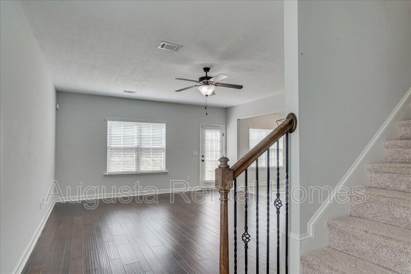 3028 Ashley Loop - Photo 7 of 37