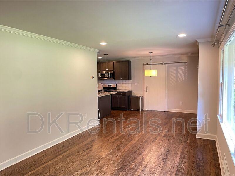 1143 Willivee Dr - Photo 7 of 17