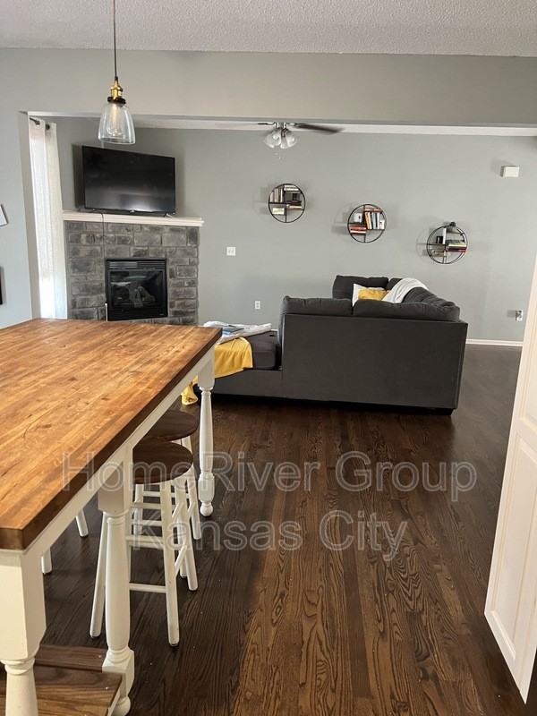 716 E 125th St - Photo 3 of 19