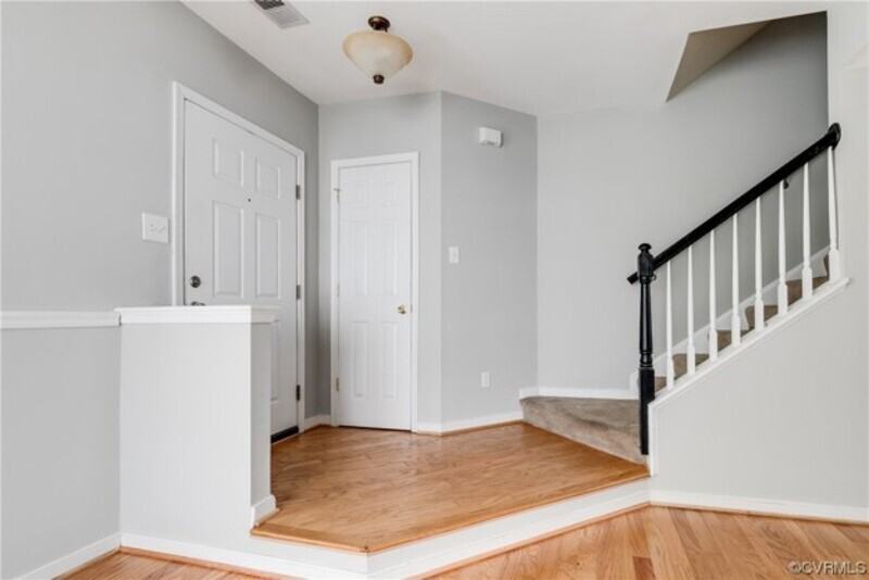 5500 Millstream Ln - Photo 5 of 12