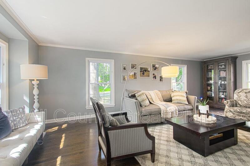 3714 Wterr. - Photo 2 of 10
