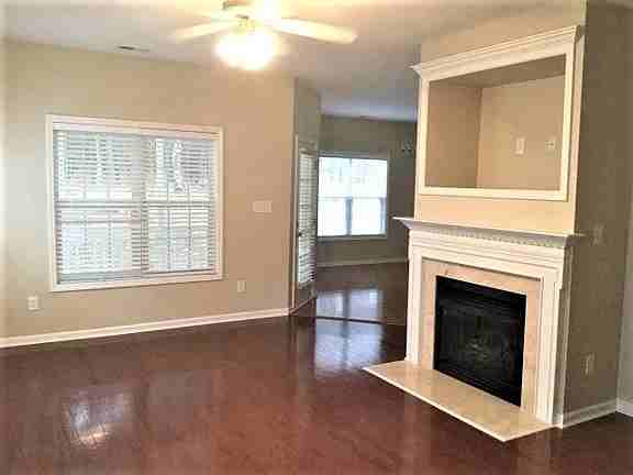 804 Indigo Ct - Photo 2 of 3