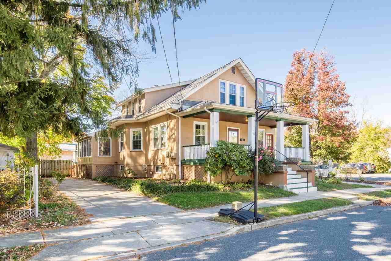 18 Walnut Ave #A - Photo 3 of 9