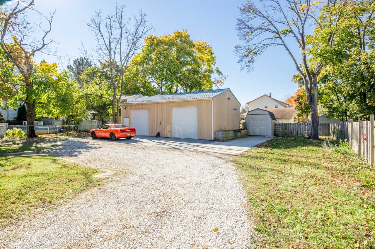 18 Walnut Ave #A - Photo 5 of 9