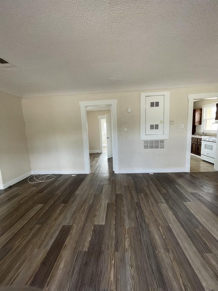 3522 Jackson Ave #1 - Photo 3 of 17