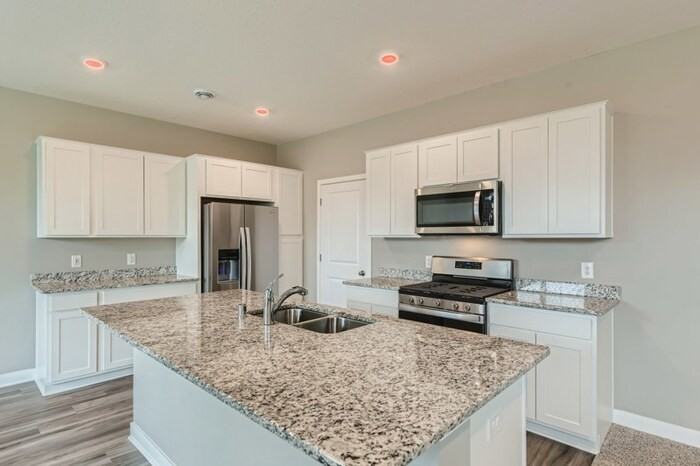 11221 132nd Cir N - Photo 3 of 16