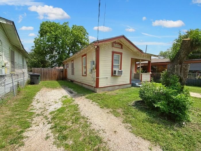 1607 W Laurel - Photo 3 of 19