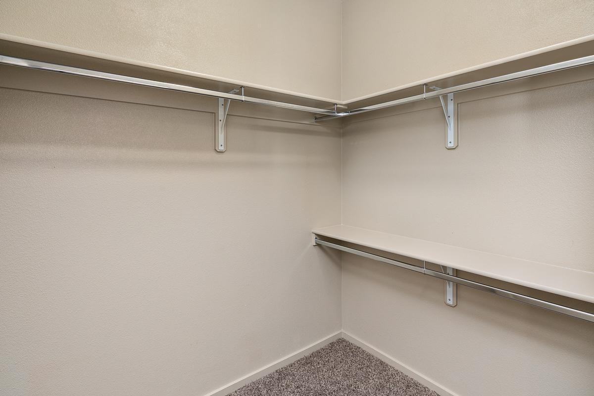 51 E Blue Heron Ln - Photo 5 of 11