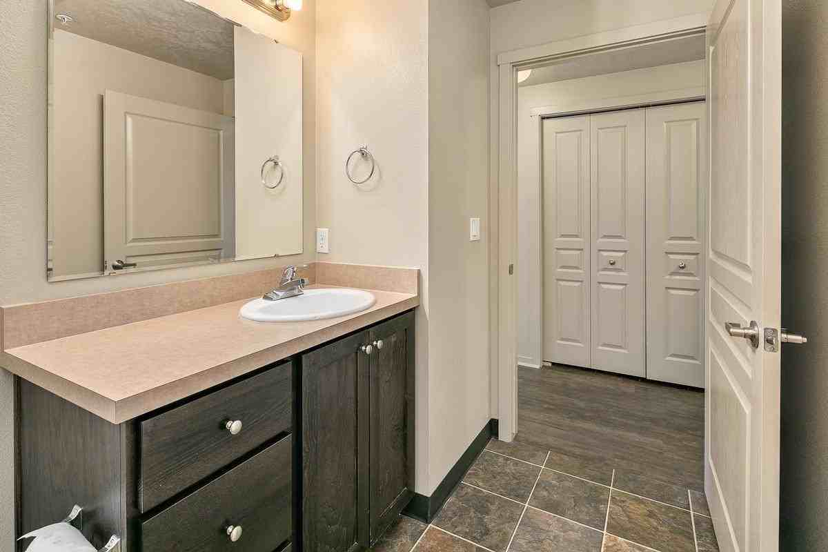 51 E Blue Heron Ln - Photo 7 of 11