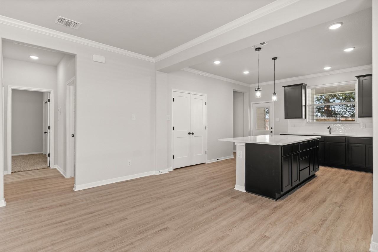 704 La Parra Bnd #1 - Photo 5 of 24