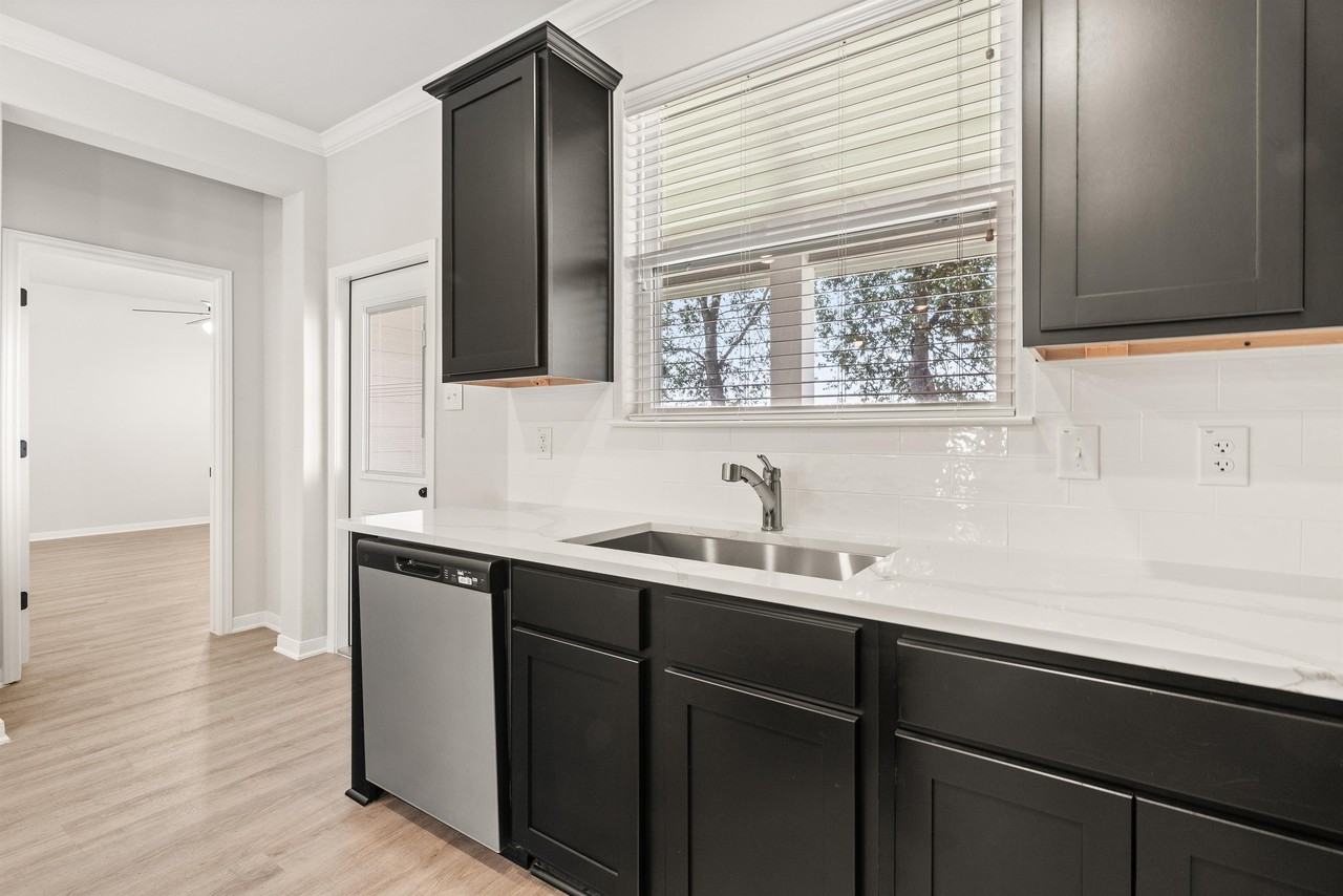 704 La Parra Bnd #1 - Photo 7 of 24