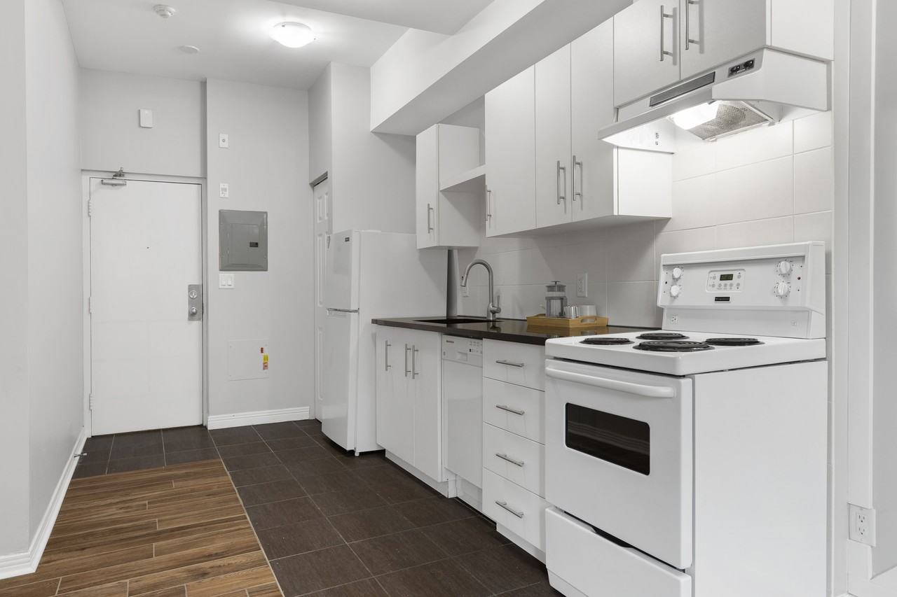 486 - 486 Albert Street #202 - Photo 3 of 23