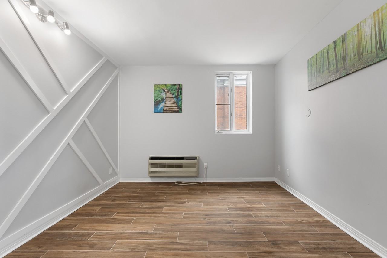 486 - 486 Albert Street #202 - Photo 5 of 23