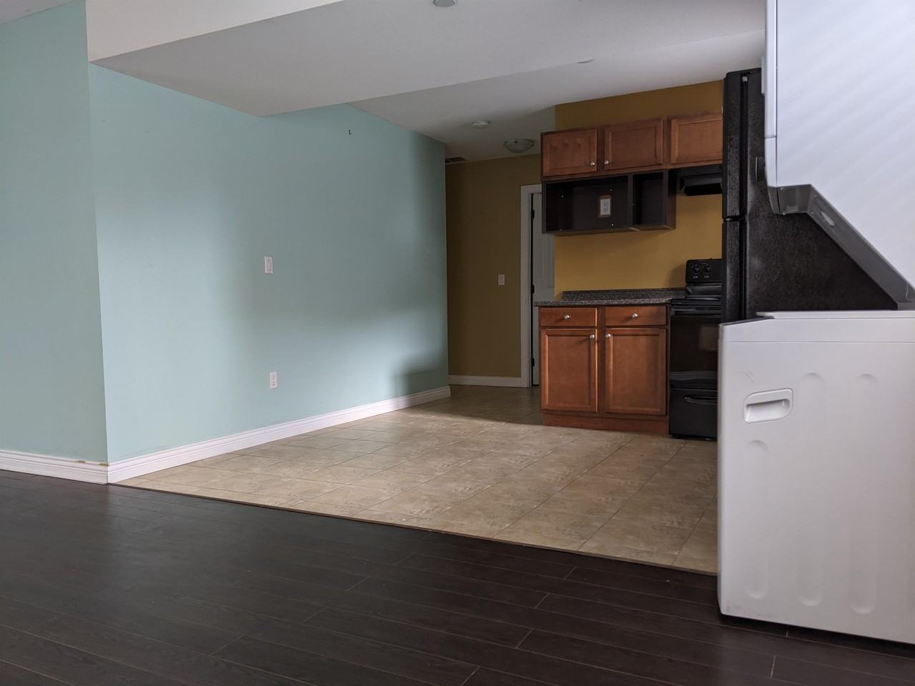 11316 236 St #1 - Photo 2 of 10