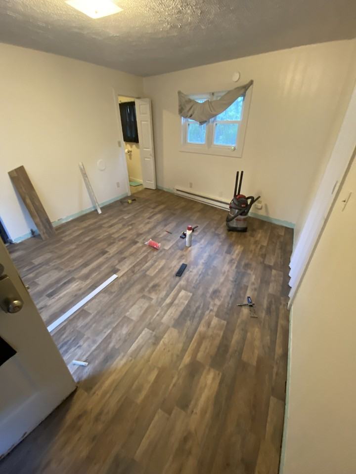 123 Main St #C - Photo 3 of 11