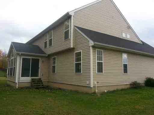 7274 Meadow Brooke Way - Photo 2 of 37