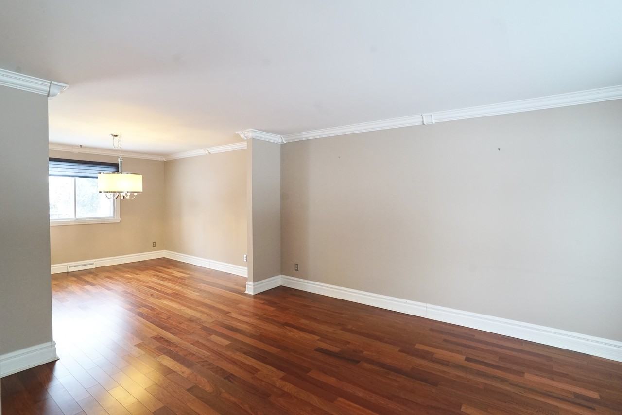 1690 Rue Tillemont - Photo 2 of 20