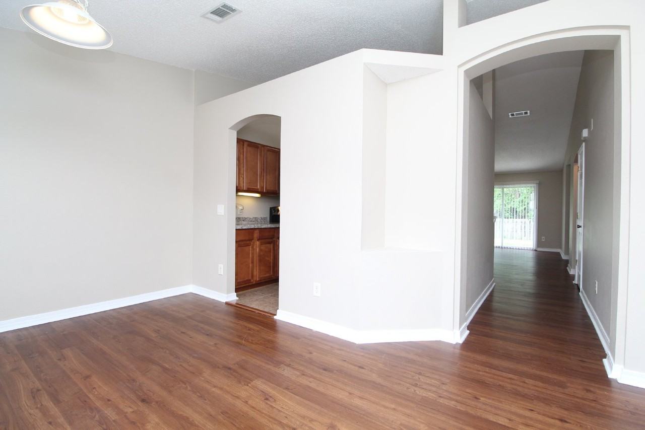 4670 Canter Row - Photo 3 of 25