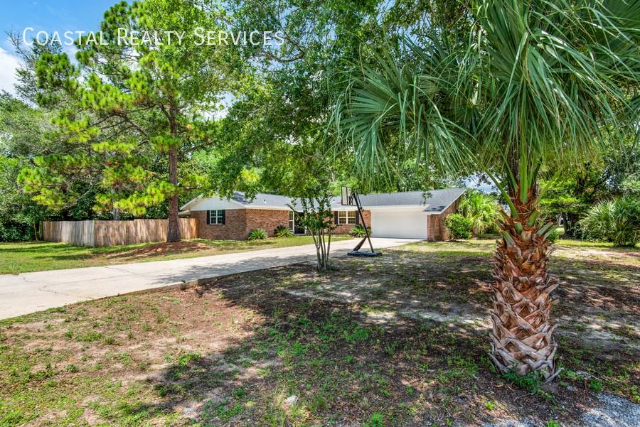 135 Poquito Rd - Photo 2 of 29