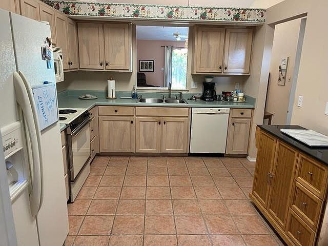 147 Mirabelle Cir #NA - Photo 2 of 3